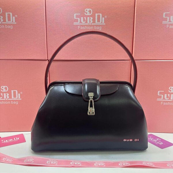 Sac à main en cuir élégant