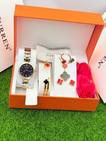 Montre Curren avec Boucles d'Oreilles