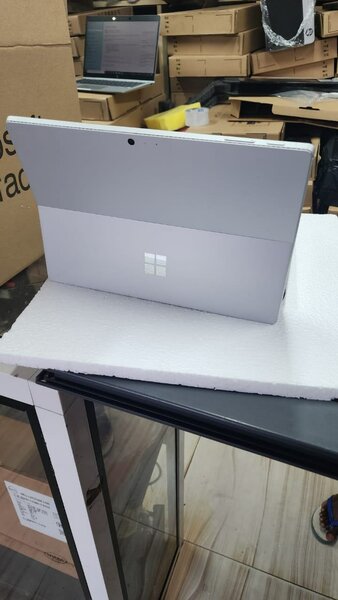 Tablet PC avec clavier détachable