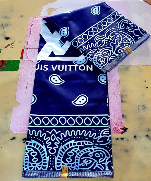 Polyester fabric with print