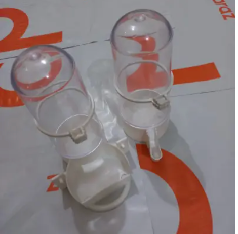 1 Bird water drinker