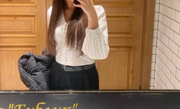 Рубашка белая 400 сом Атласная черная рубашка 500 сом