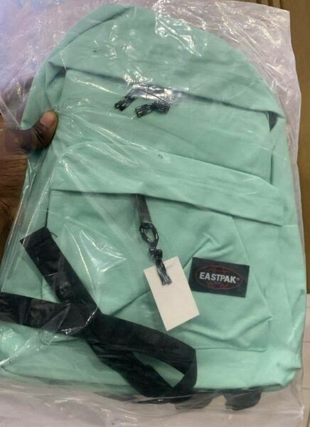 Sac à dos Eastpak vert menthe neuf