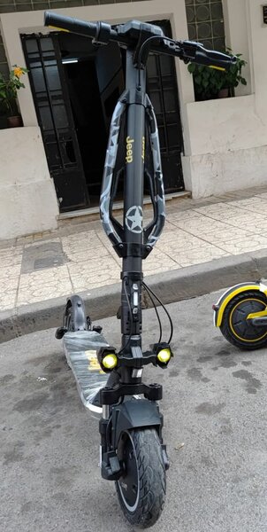 Jeep Scooter électrique tout-terrain