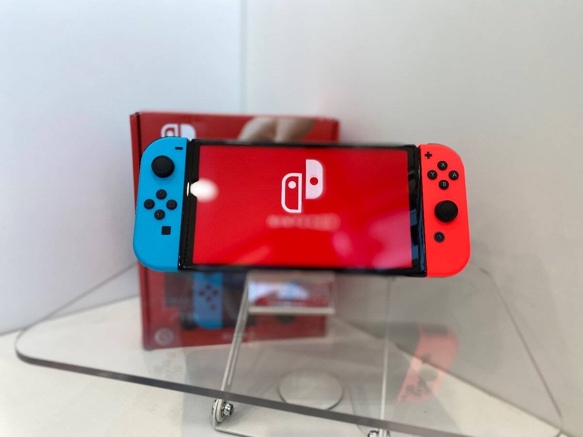NINTENDO SWITCH OLED