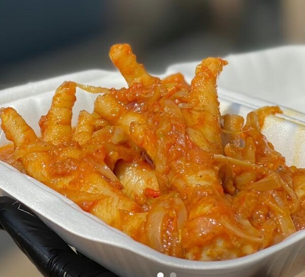 Plat de Plantains Sautés Épicés