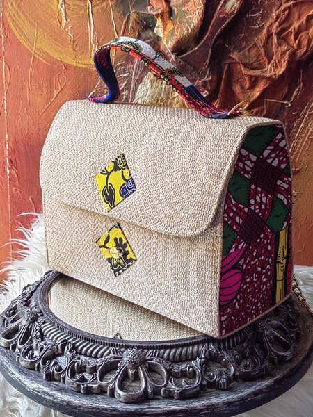 Sac à main élégant en tissu ethnique