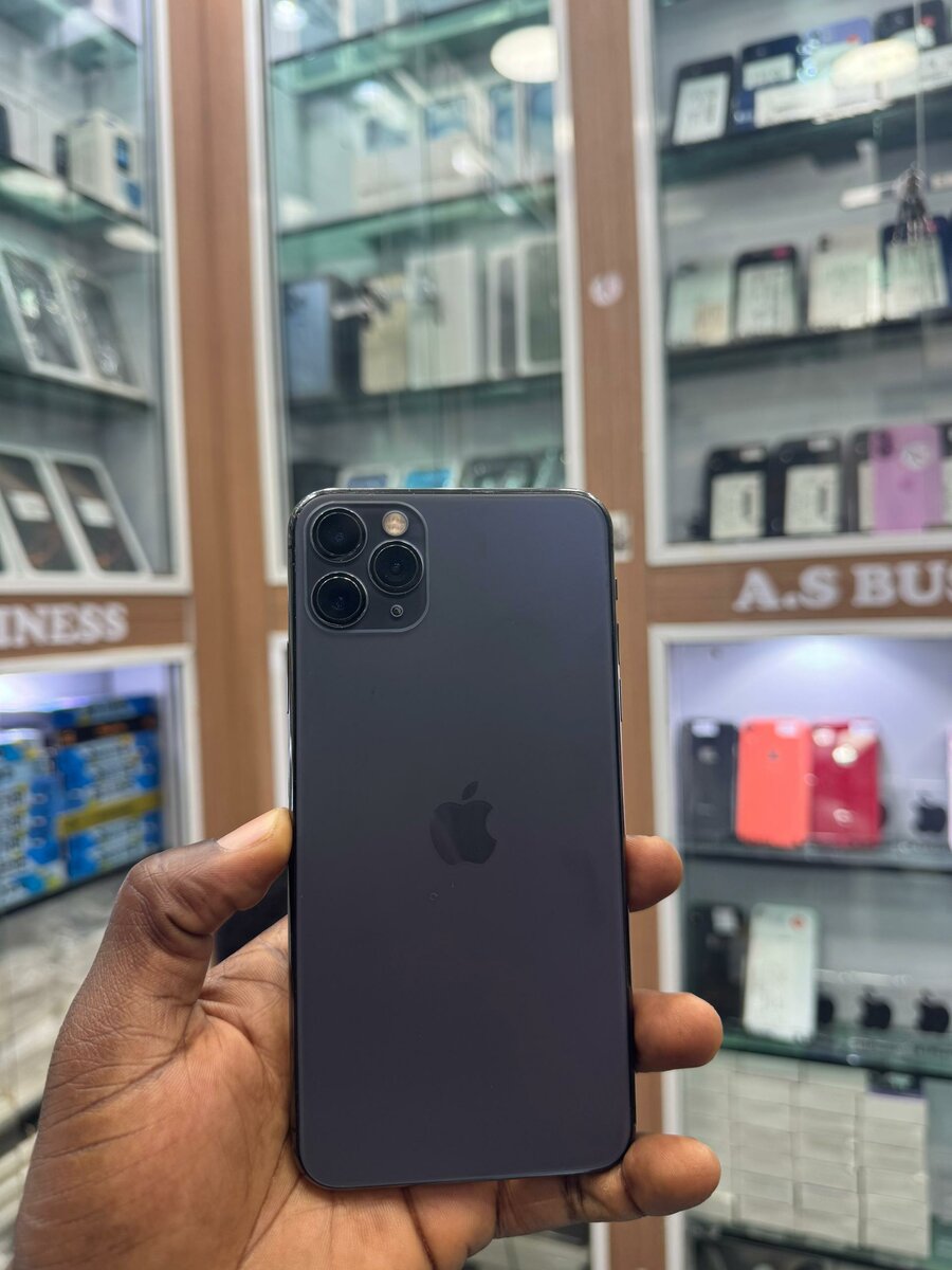 11 pro max 64Go sans ID