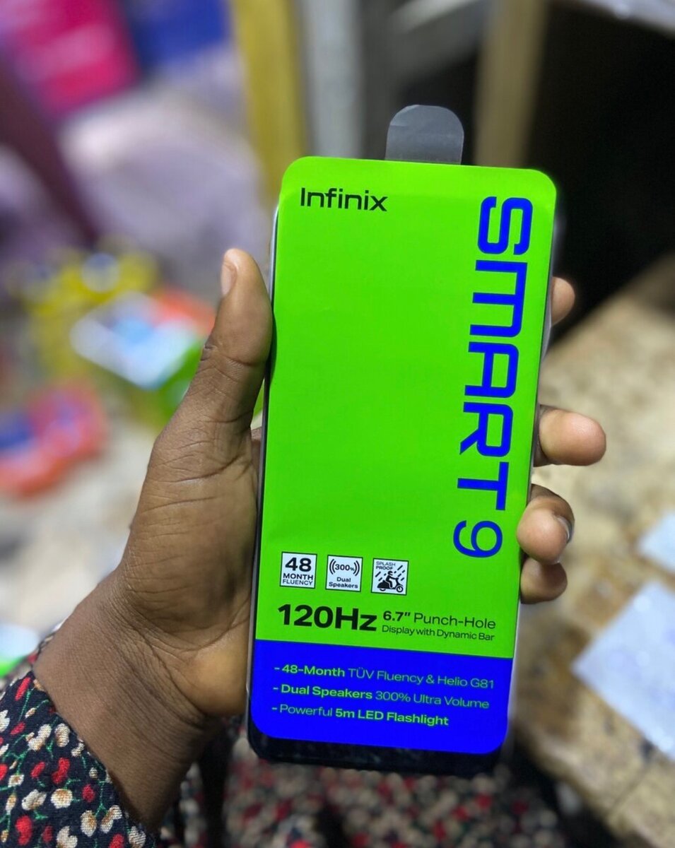 Infinix Smart 9 6.7" 120Hz