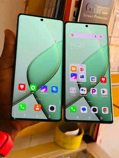 Smartphone Tecno Spark moderne