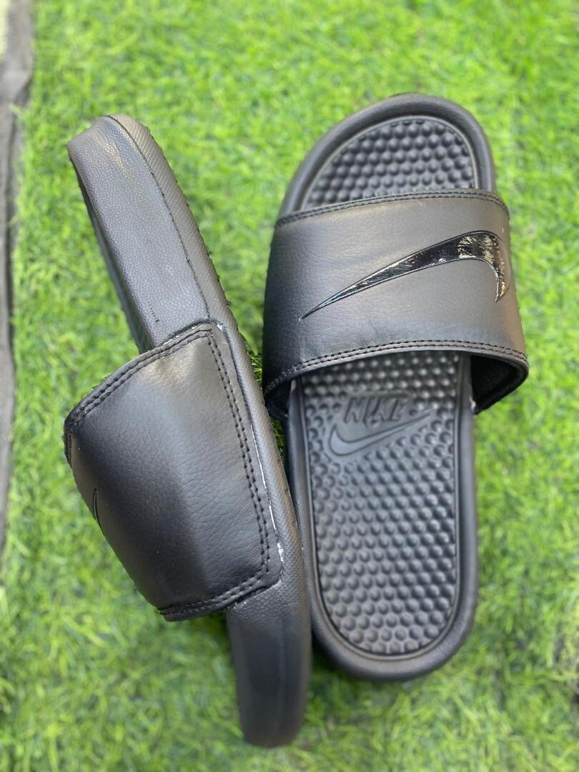 Nike slides