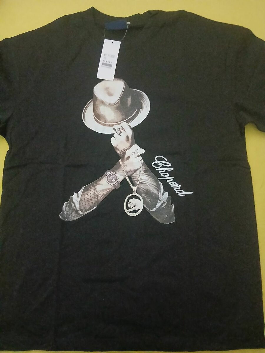 T-shirt imprimé moderne