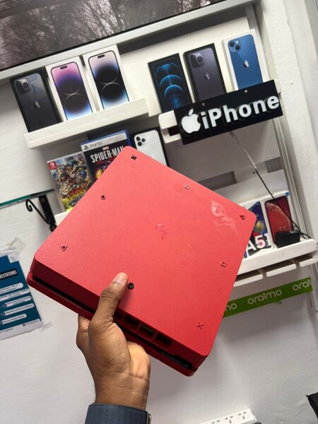 Console PS4 Édition Spider-Man