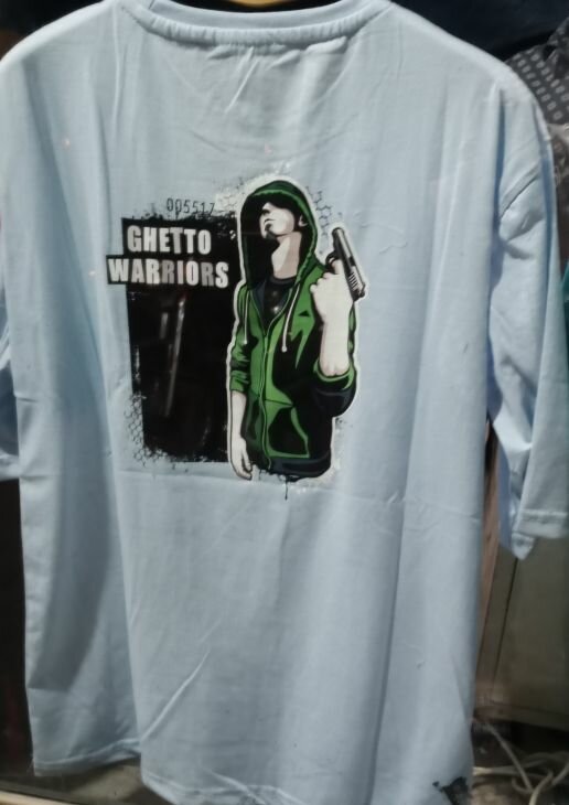 Down shoulder tshirt