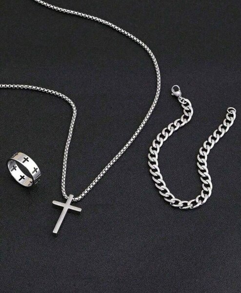 Ensemble bijou croix chaîne et bague