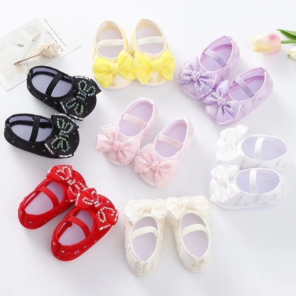 Chaussons + serre tête bébé