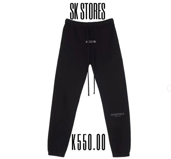 black sweat pants Essentials