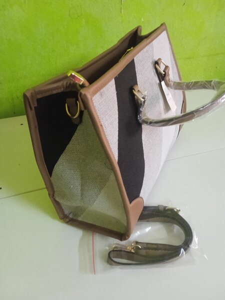 Ladies bag