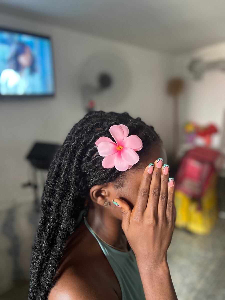 Barrette fleur élégante
