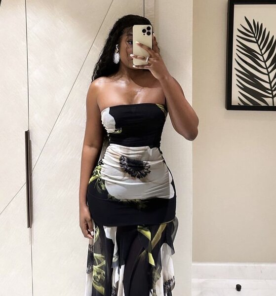 Robe moulante  fleurie