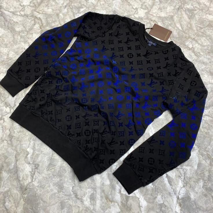 Pull LV boir bkeu