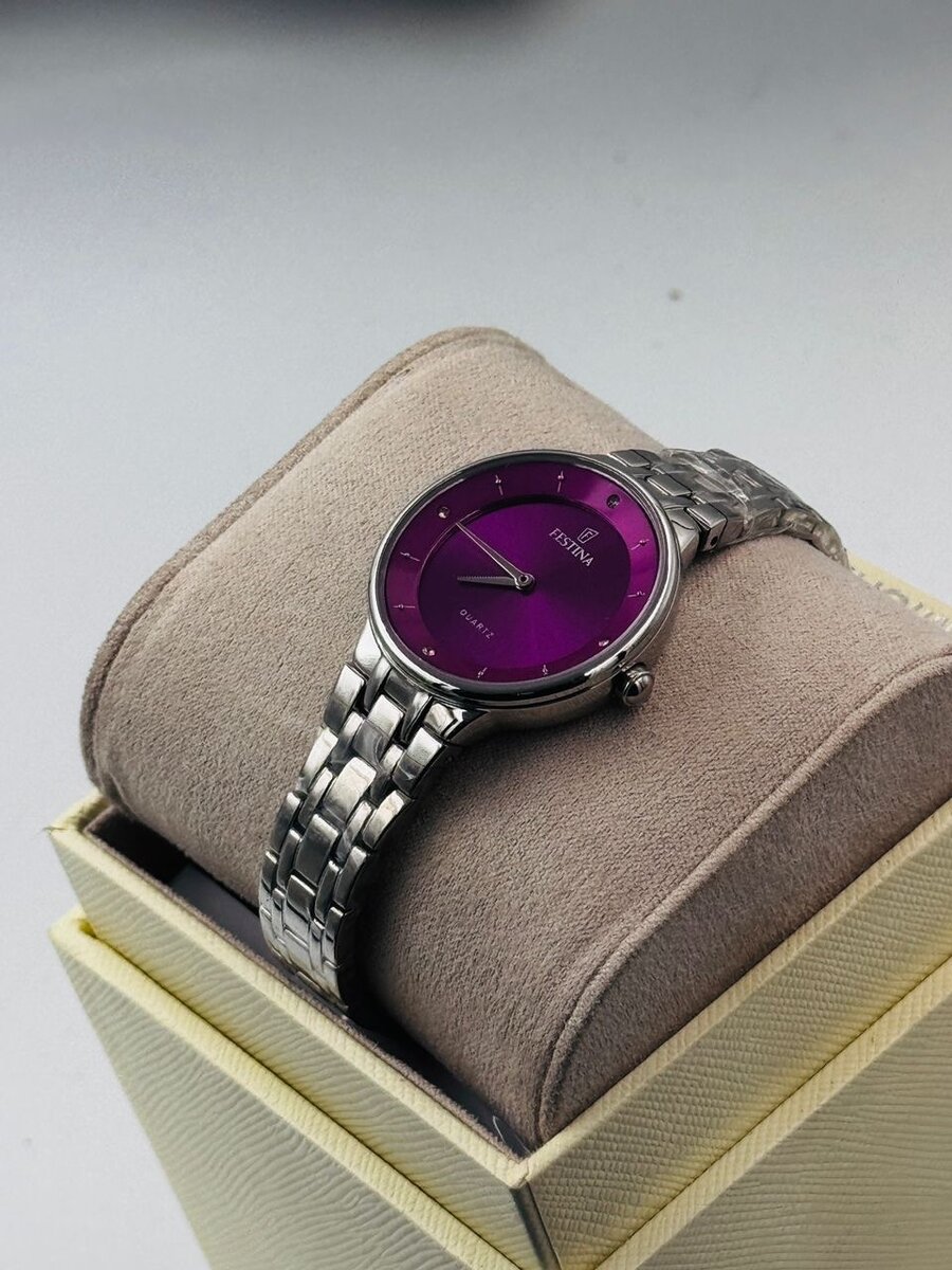 Montres élégantes pour femme