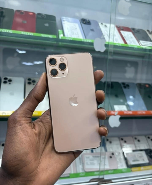 iPhone 11 Pro Max 64 Go