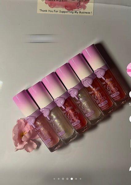 Gloss à lèvres transparent