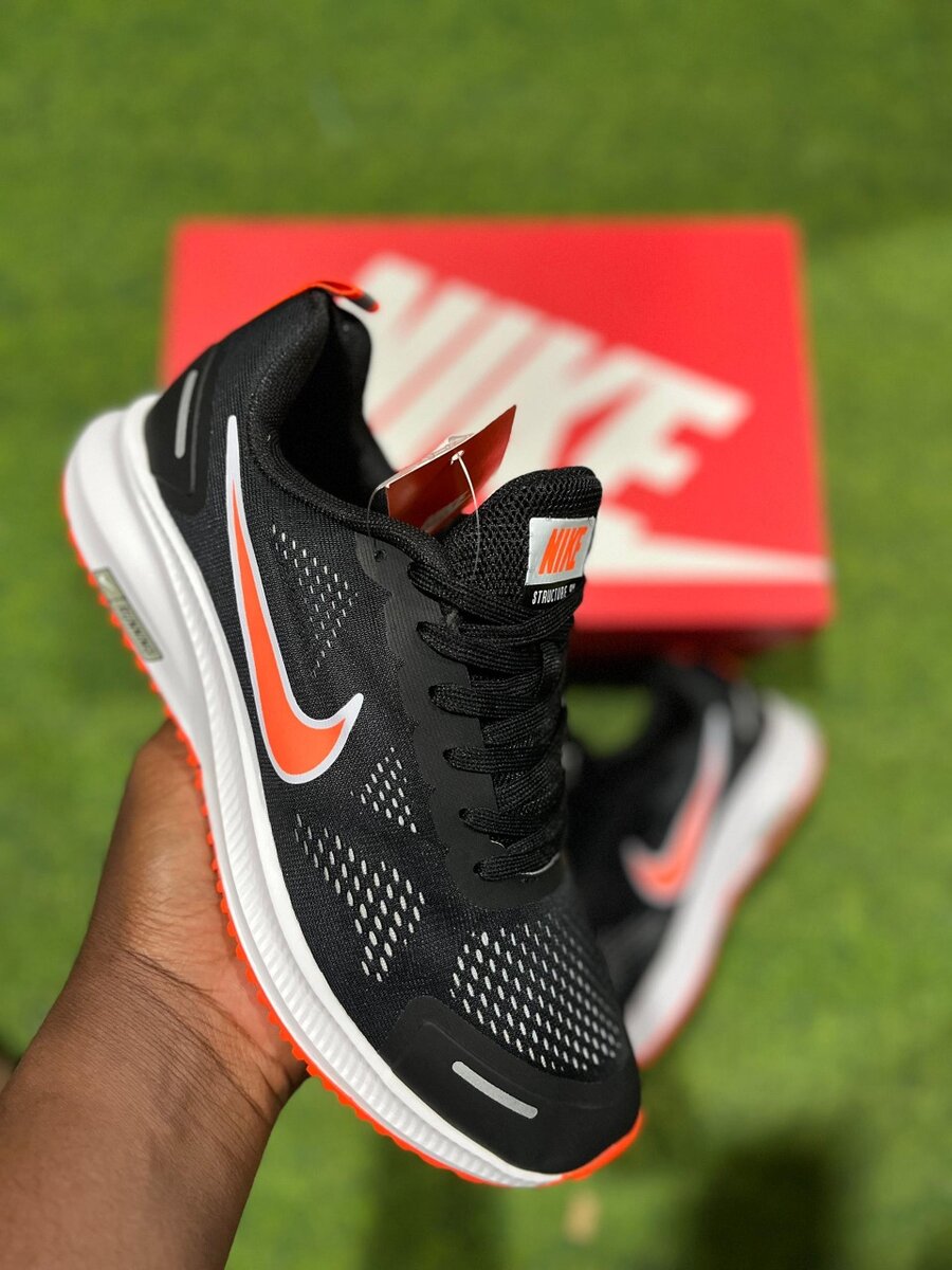 Nike Chaussures de Sport Homme