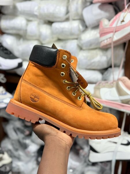 Bottes robustes en cuir homme