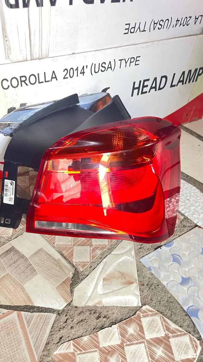 BMW X3 2018 taillight right side