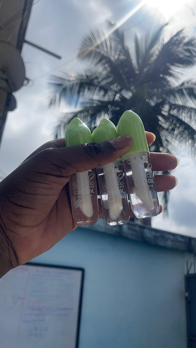 Lip oïl Karité aloe vera