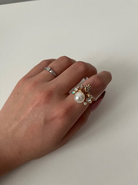 Кольцо с жемчугом