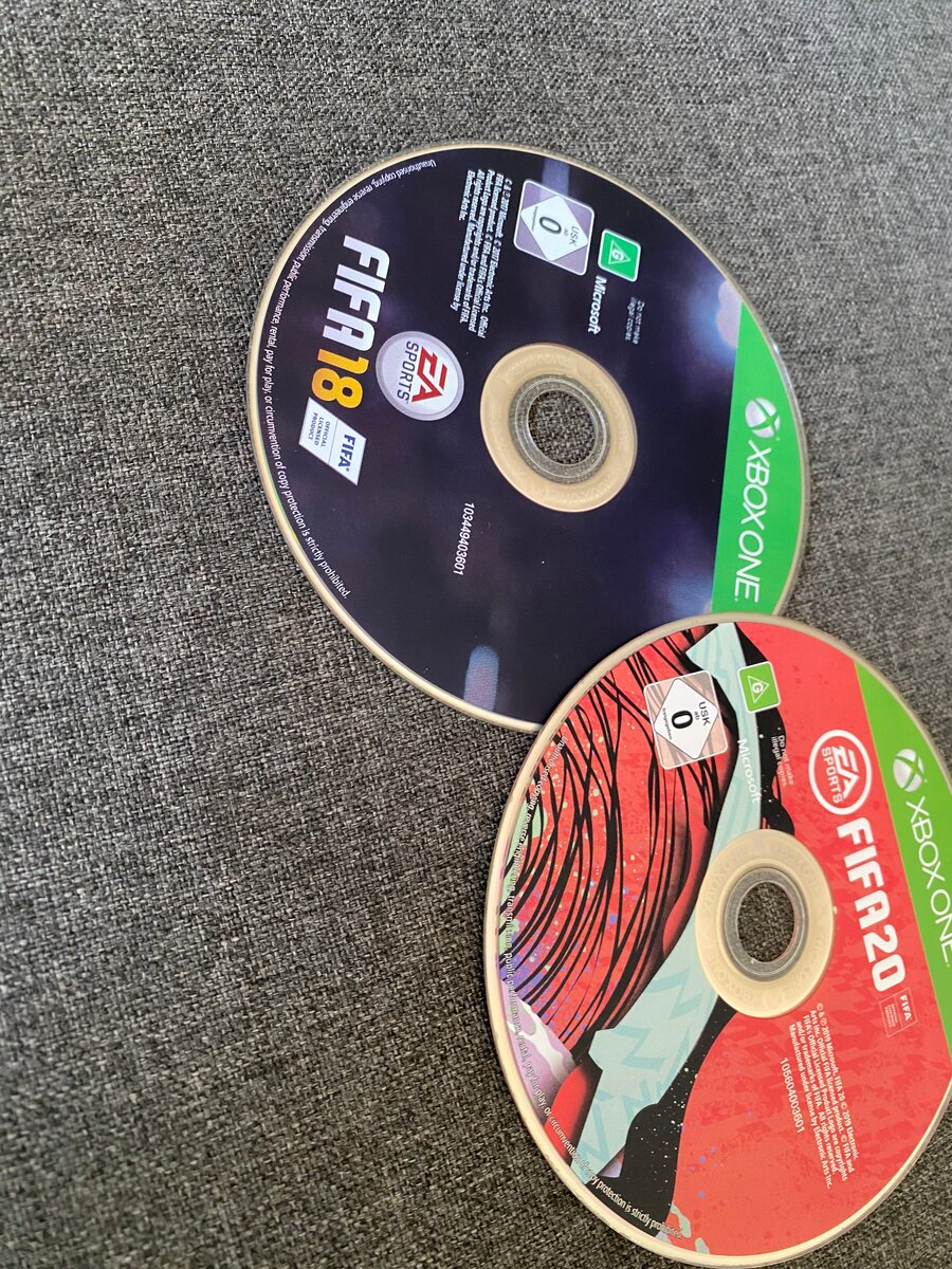 Jeux FIFA 18 & FIFA 20 - Xbox One