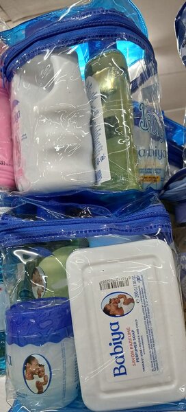 Trousses de toilette bébé transparentes