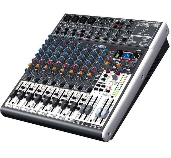 Table de Mixage Behringer 12p