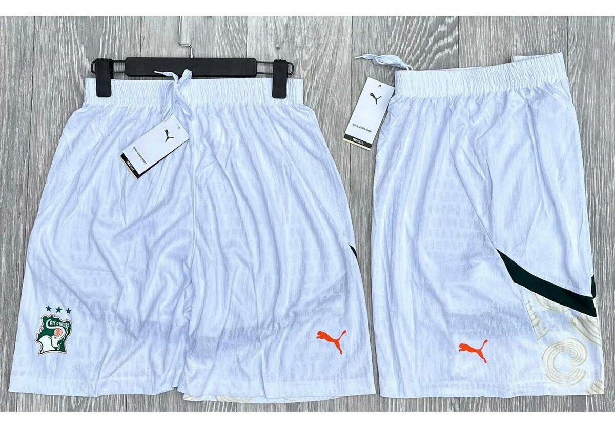 Shorts de football homme