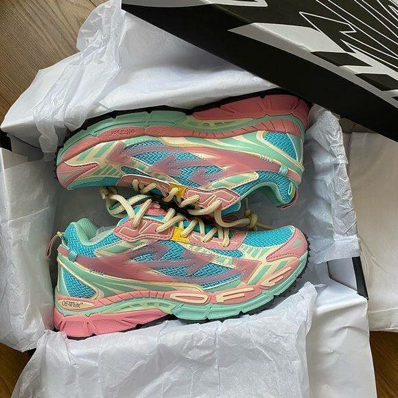 Baskets Multicolores Style Urbain