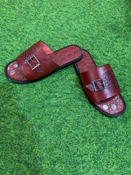 Sandales contemporaines homme