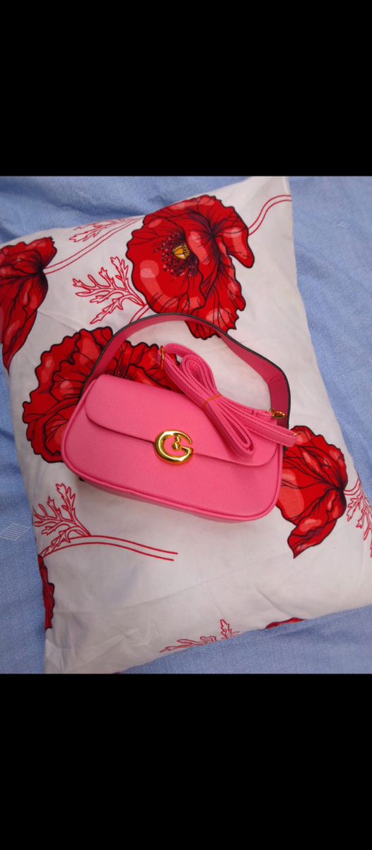 Sac à main rose élégant
