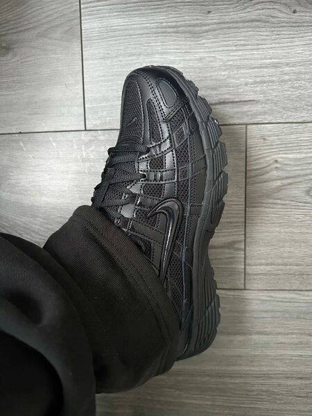 Nike p6000