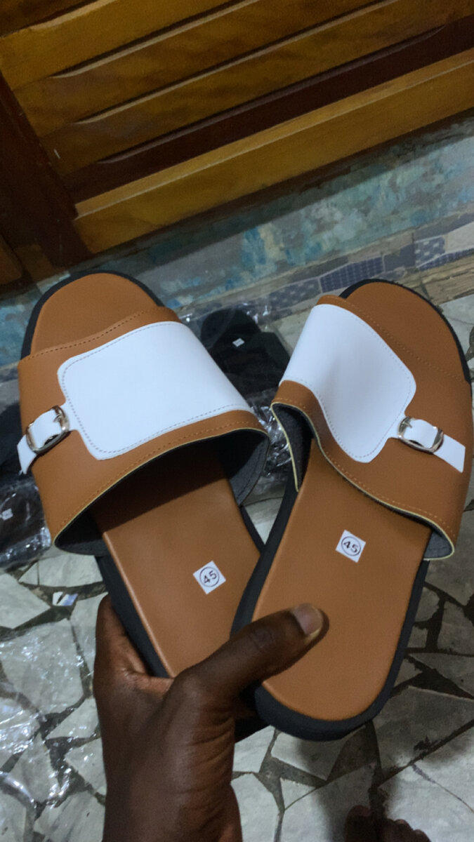 Sandales marron élégantes