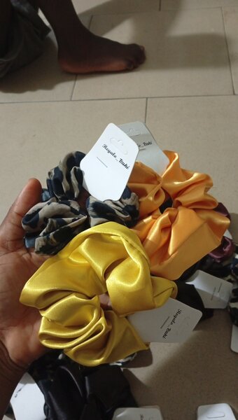 Élastiques en satin colorés