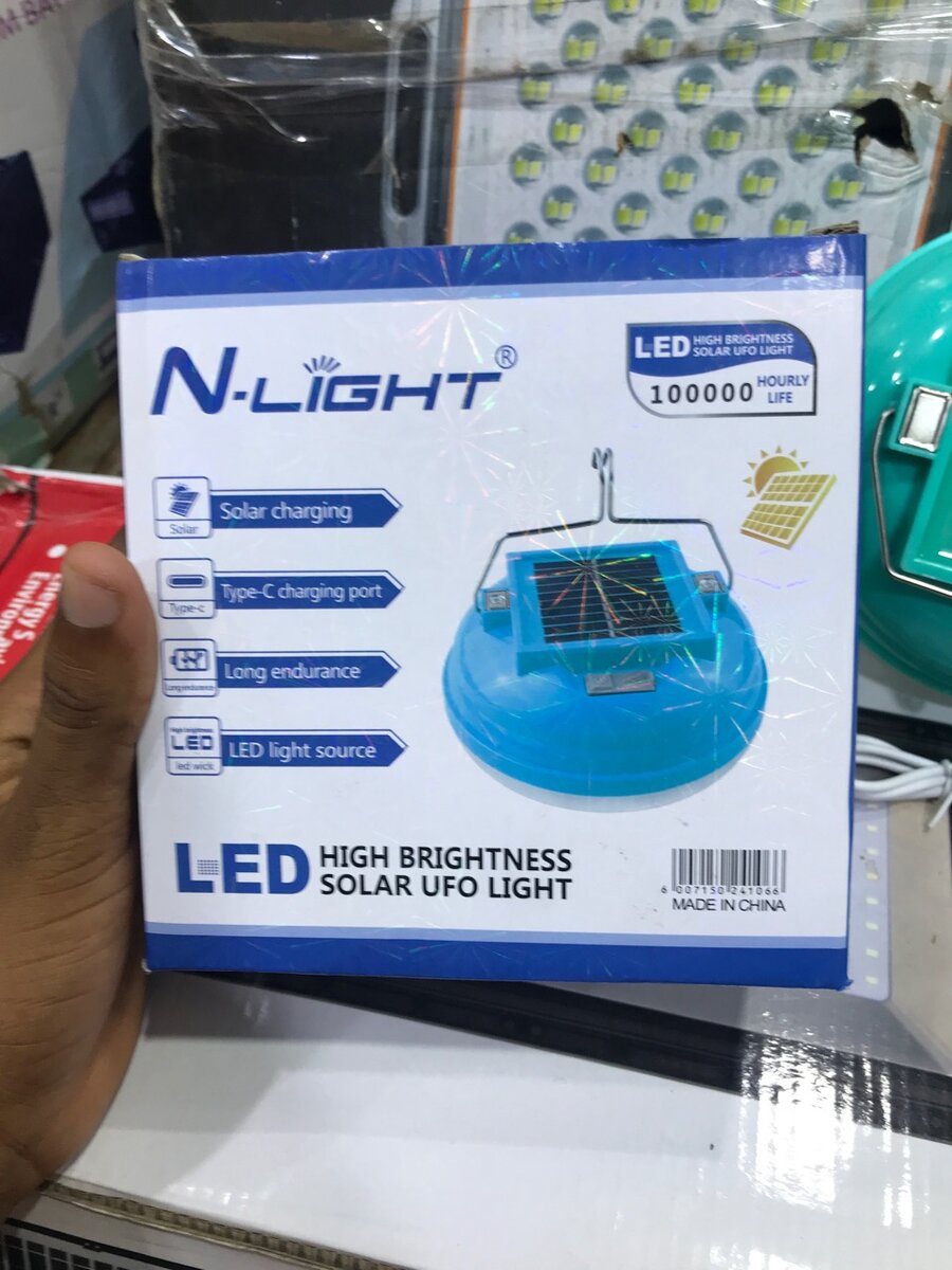 Lampe Solaire LED UFO