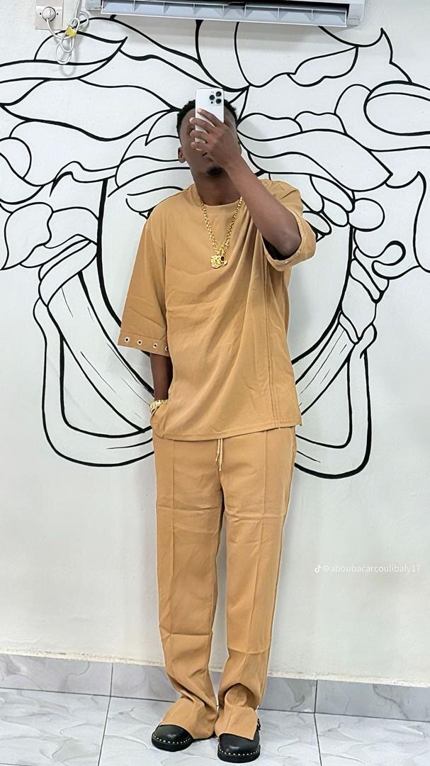 Ensemble T-shirt et Pantalon