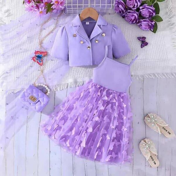 Robe en tulle violette fille