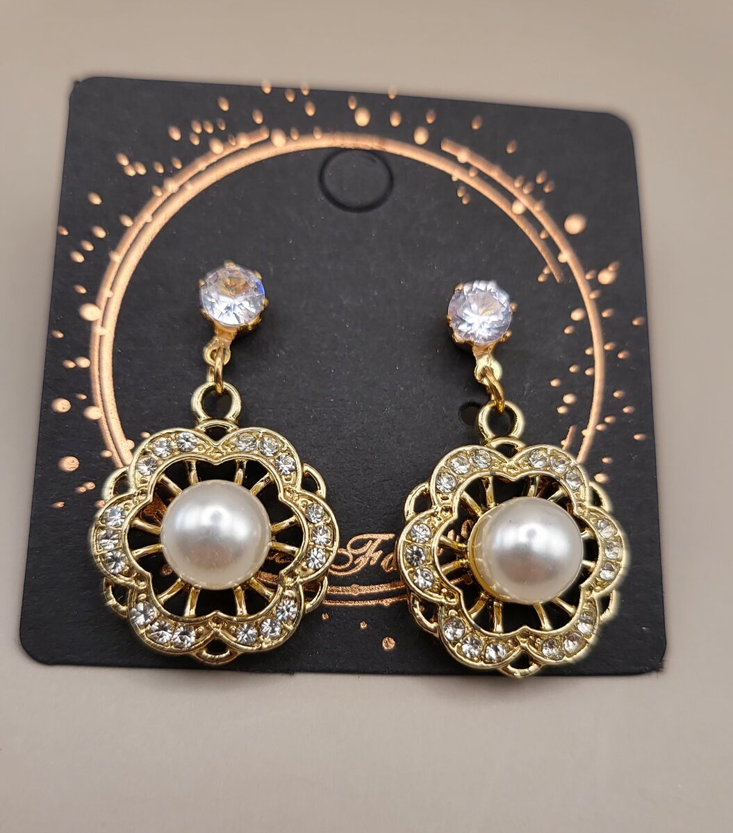 Golden peral earrings