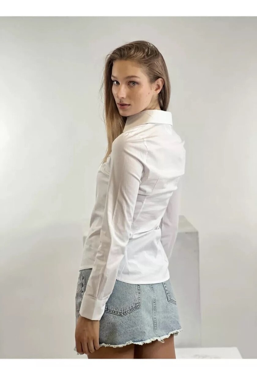 Белая классическая рубашка женская