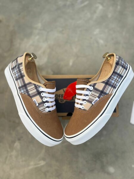 Vans authentique