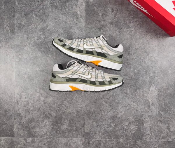 Chaussures de course légères